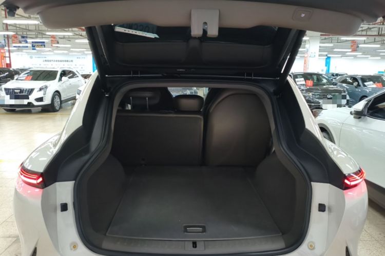 Used IM LS7 2023 90 kWh Elite Rear-Drive Version Trunk