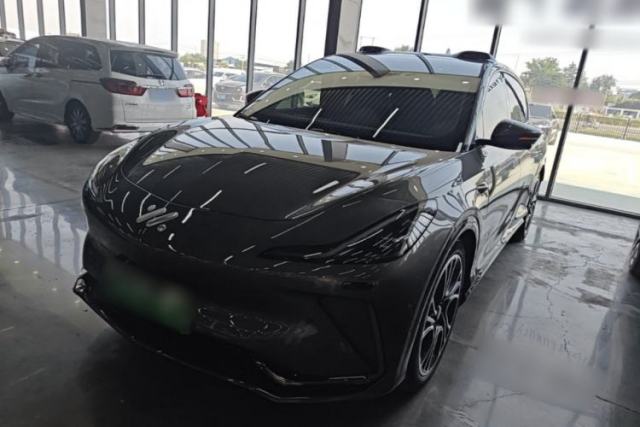 Used IM LS7 2023 100kWh Lux All-Wheel-Drive Version