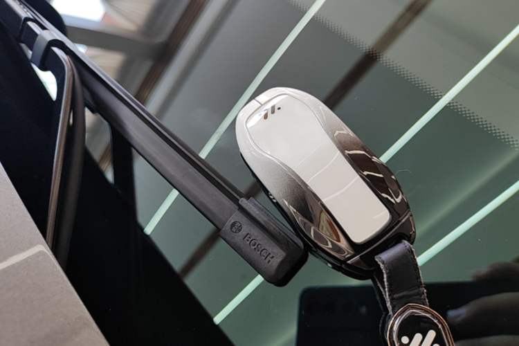 Used IM LS7 2023 100kWh Lux Rear-Drive Version Vehicle Key