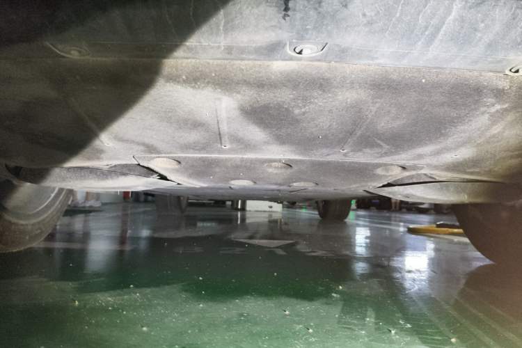 Used IM LS7 2023 100kWh Pro All-Wheel-Drive Version Chassis Rear