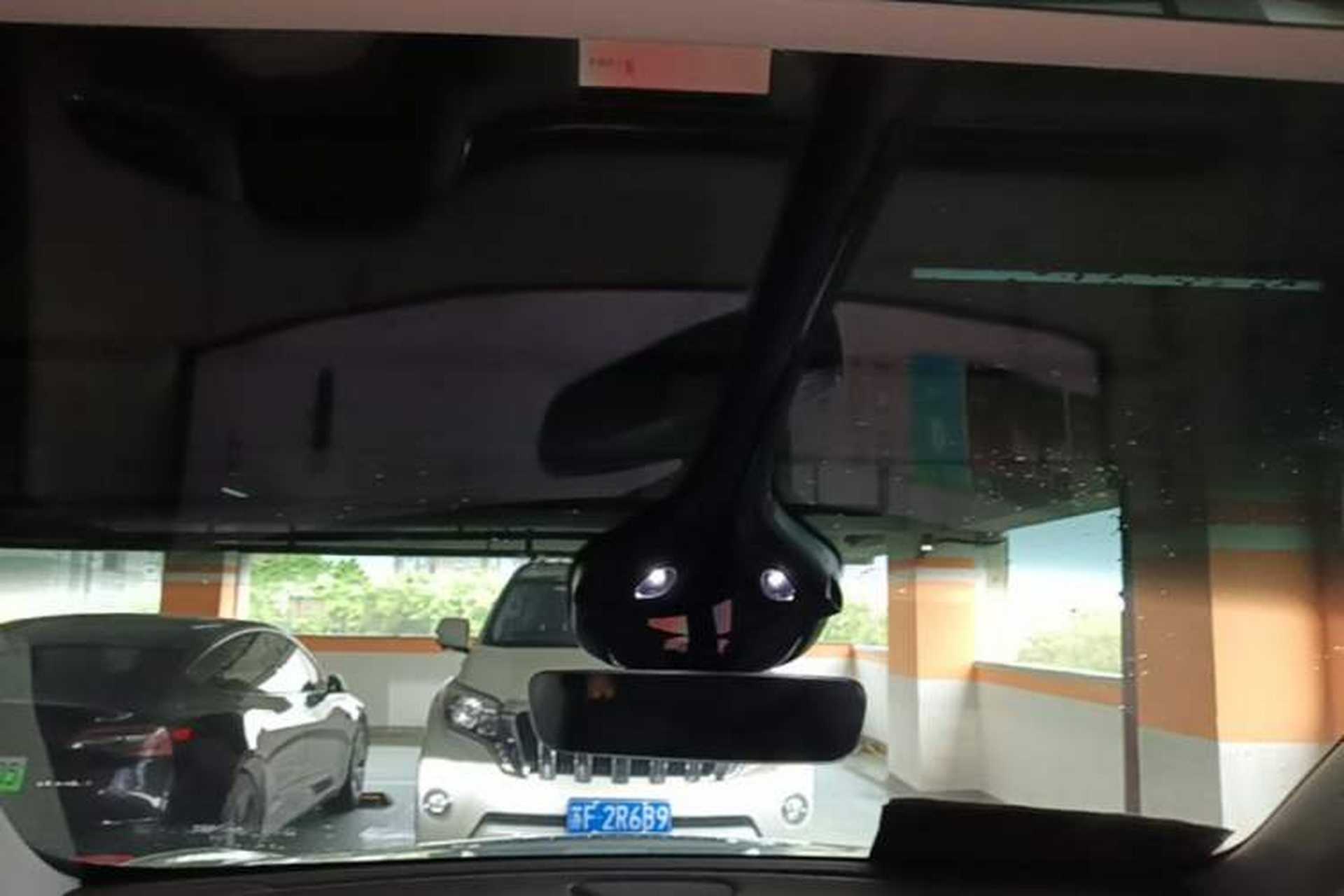 Used IM LS7 2023 90 kWh Elite Rear-Drive Version Headliner