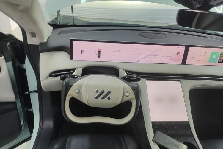 Used IM LS7 2023 100kWh Lux Rear-Drive Version Steering Wheel