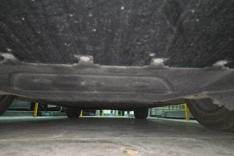 Used IM LS7 2023 90 kWh Elite Rear-Drive Version Chassis Front
