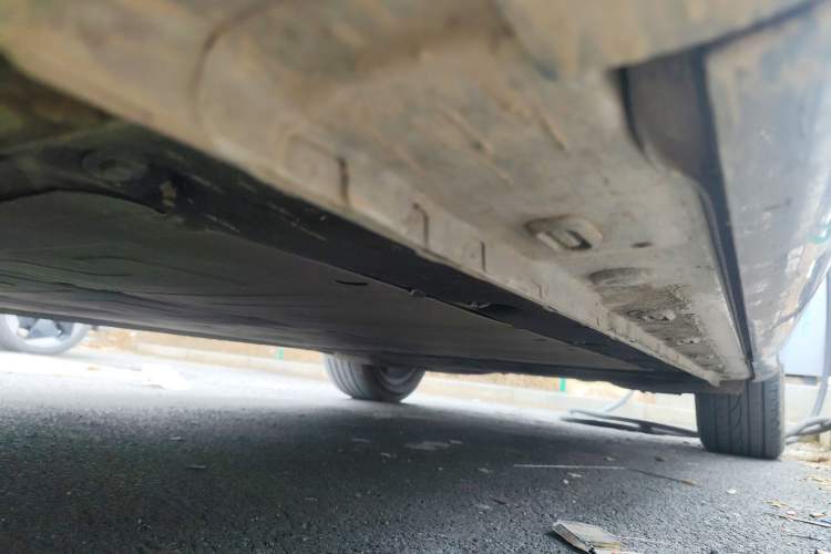 Used IM LS7 2023 90 kWh Elite Rear-Drive Version Chassis Front Left