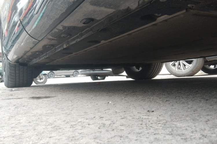 Used IM LS7 2023 100kWh Lux All-Wheel-Drive Version Chassis Rear Left