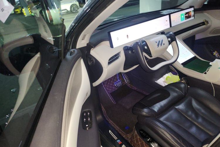 Used IM LS7 2023 90 kWh Elite Rear-Drive Version Driver Seat