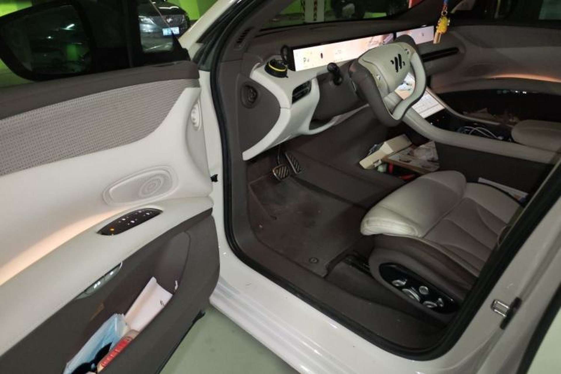 Used IM LS7 2023 90 kWh Elite Rear-Drive Version Driver Seat