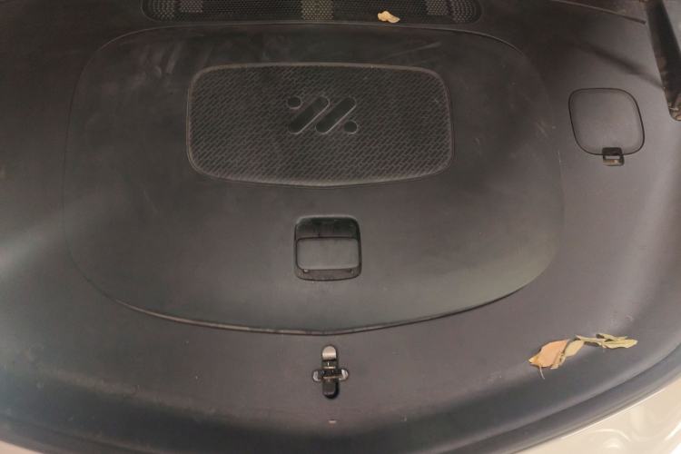 Used IM LS7 2023 90 kWh Elite Rear-Drive Version Engine Bay