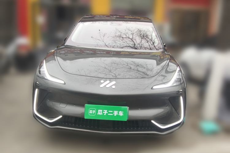 Used IM LS7 2023 100kWh Lux All-Wheel-Drive Version Front