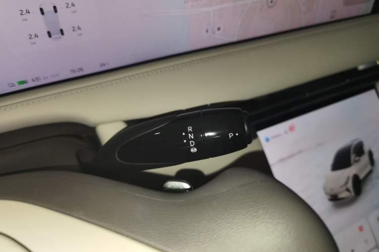 Used IM LS7 2023 90 kWh Elite Rear-Drive Version Gear Lever