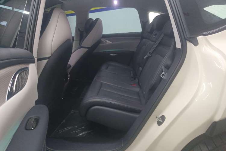 Used IM LS7 2023 77 kWh Urban Fit Rear-Wheel Drive Left Rear Seat