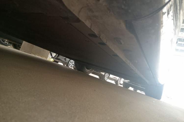Used IM LS7 2023 77 kWh Urban Fit Rear-Wheel Drive Left Side Sill