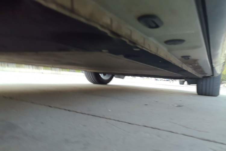 Used IM LS7 2023 100kWh Lux All-Wheel-Drive Version Chassis Rear Right