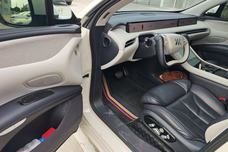 Used IM LS7 2023 90 kWh Elite Rear-Drive Version Driver Seat