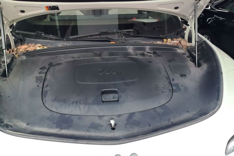 Used IM LS7 2023 100kWh Lux Rear-Drive Version Engine Bay