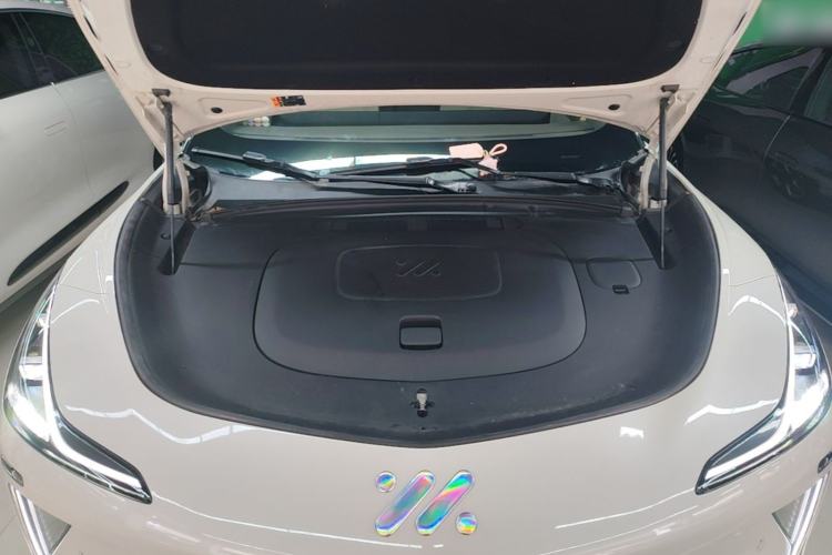 Used IM LS7 2023 90 kWh Elite Rear-Drive Version Engine Bay