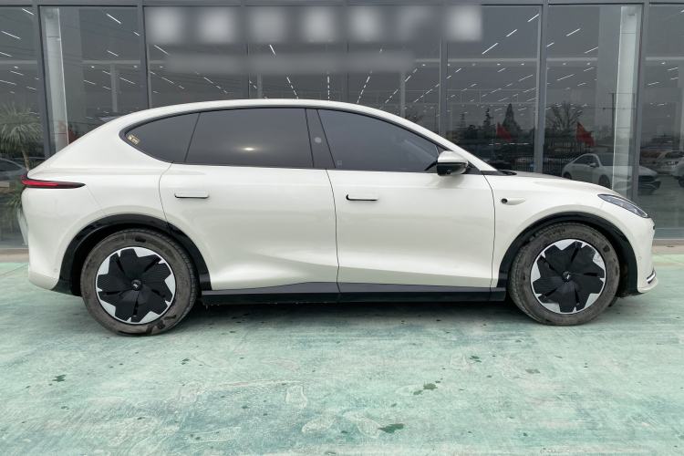 Used IM LS7 2023 90 kWh Elite Rear-Drive Version Exterior 3