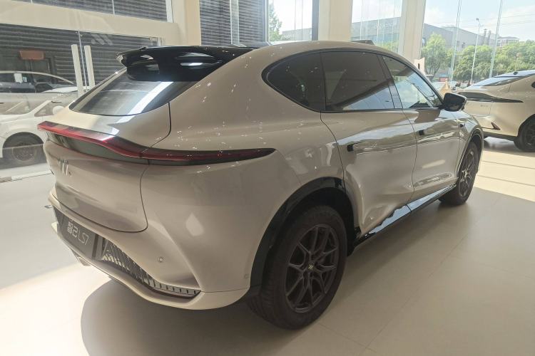 Used IM LS7 2023 90 kWh Elite Rear-Drive Version Exterior 3
