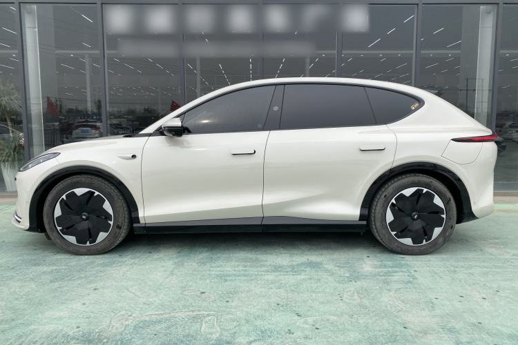 Used IM LS7 2023 90 kWh Elite Rear-Drive Version Exterior 4