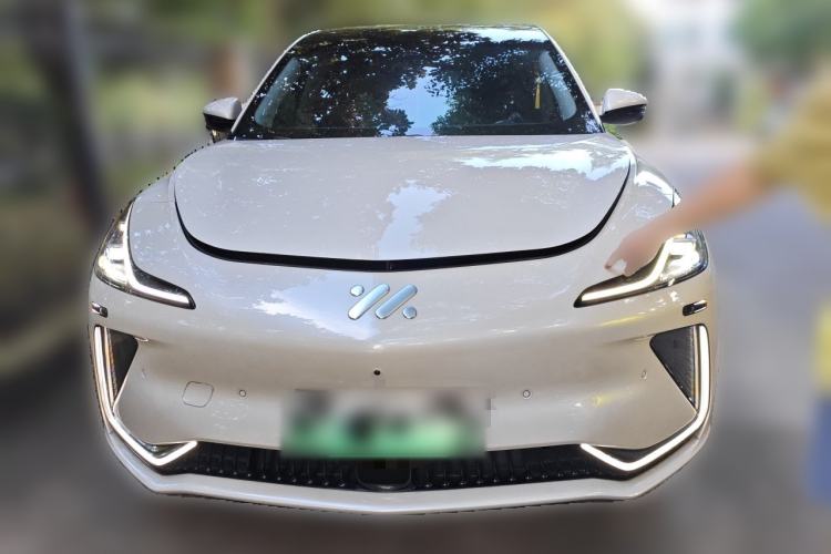 Used IM LS7 2023 90 kWh Elite Rear-Drive Version Front