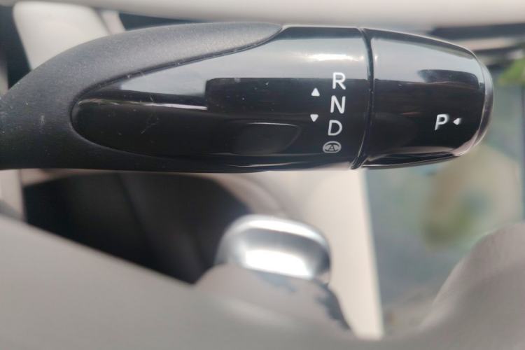 Used IM LS7 2023 90 kWh Elite All-Wheel-Drive Version Gear Lever