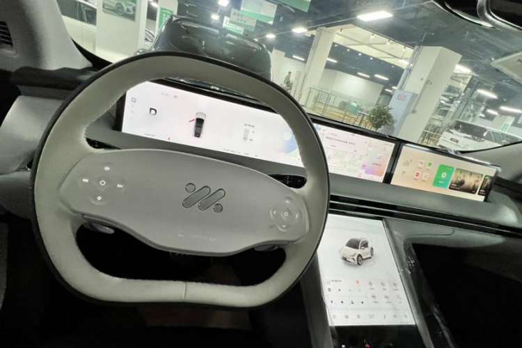 Used IM LS7 2023 90 kWh Elite All-Wheel-Drive Version Interior 1