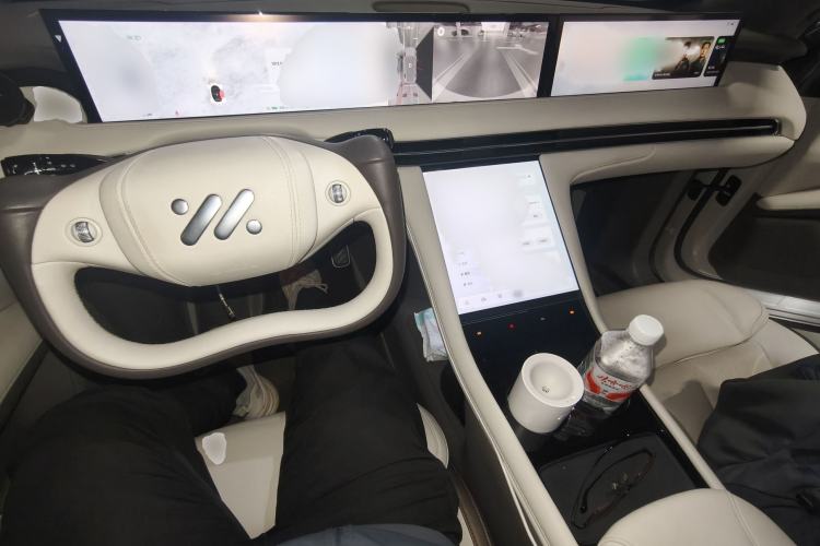 Used IM LS7 2023 100kWh Pro All-Wheel-Drive Version Interior 2