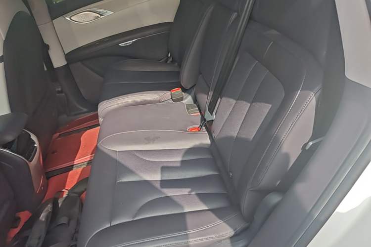 Used IM LS7 2023 90 kWh Elite Rear-Drive Version Left Rear Seat