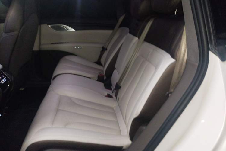Used IM LS7 2023 100kWh Pro All-Wheel-Drive Version Left Rear Seat