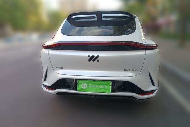 Used IM LS7 2023 90 kWh Elite Rear-Drive Version Rear