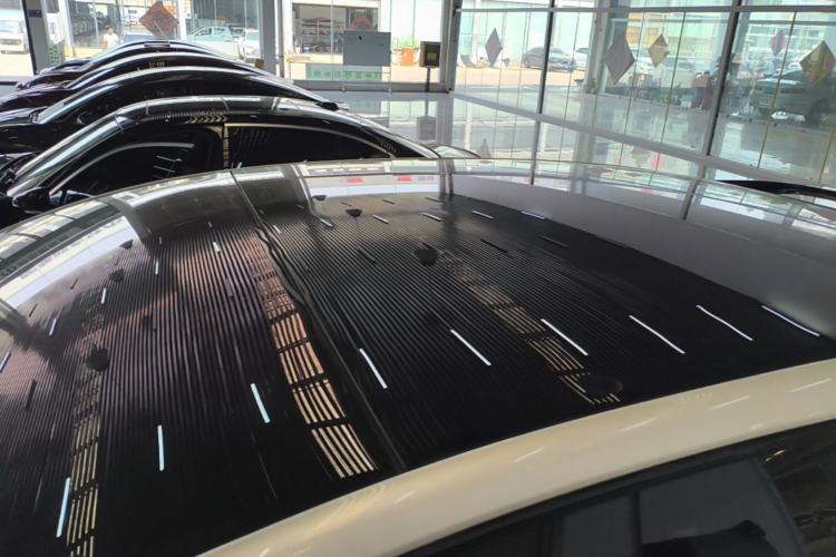 Used IM LS7 2023 90 kWh Elite Rear-Drive Version Roof