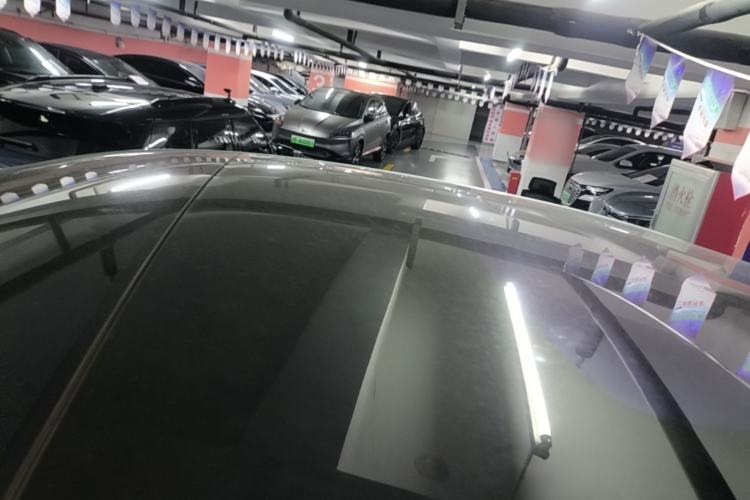Used IM LS7 2023 90 kWh Elite Rear-Drive Version Roof