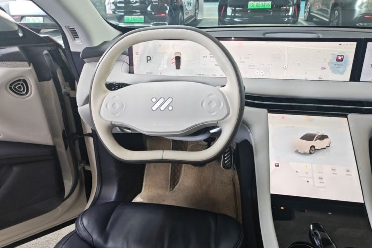 Used IM LS7 2023 90 kWh Elite Rear-Drive Version Steering Wheel
