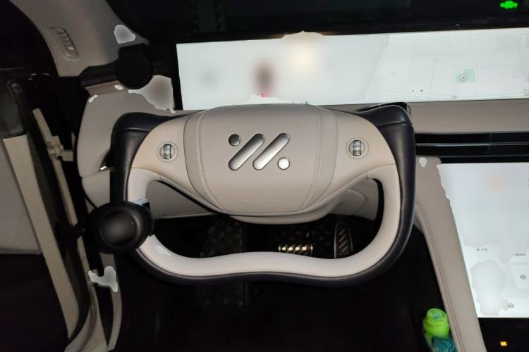 Used IM LS7 2023 90 kWh Elite Rear-Drive Version Steering Wheel
