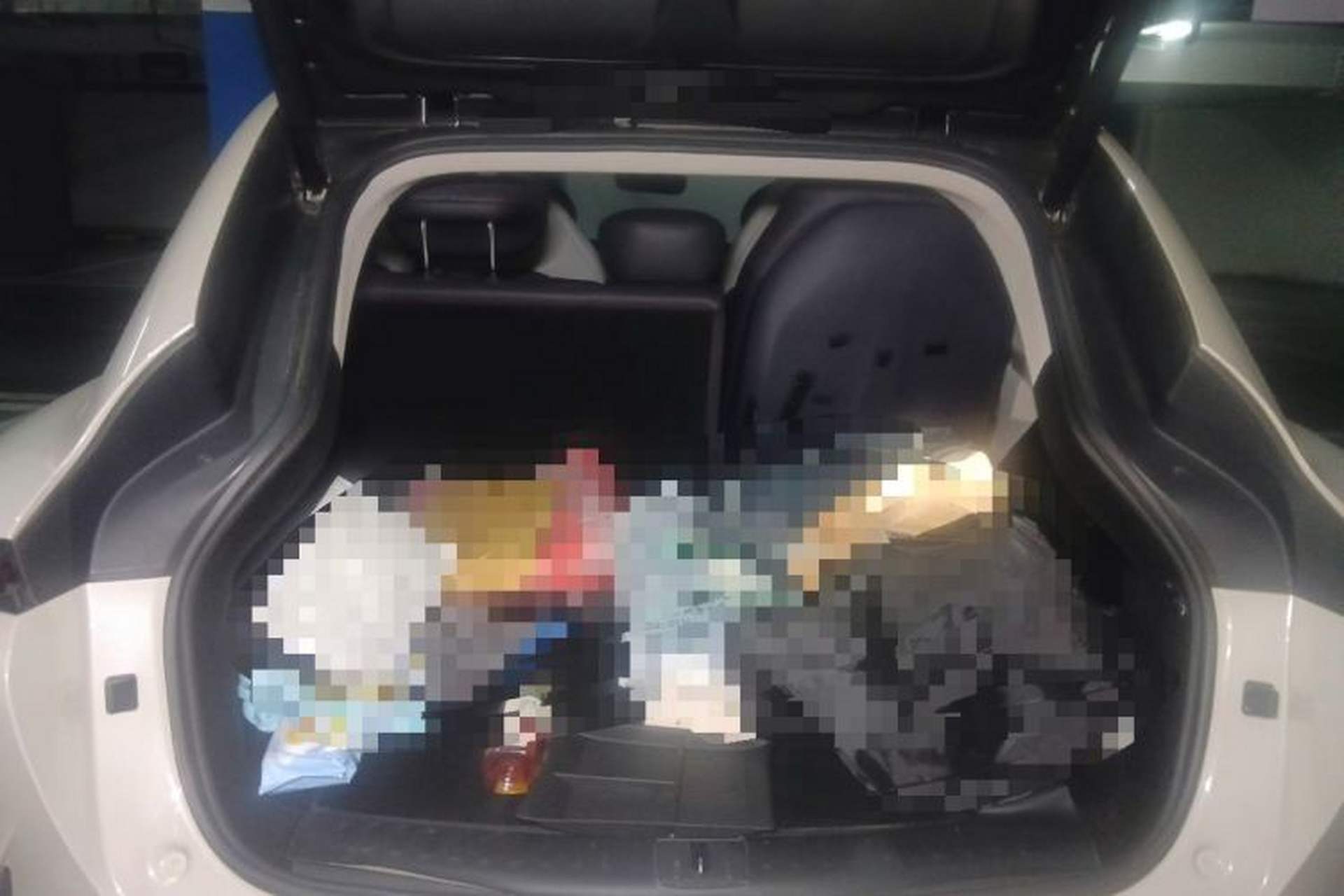Used IM LS7 2023 90 kWh Elite Rear-Drive Version Trunk