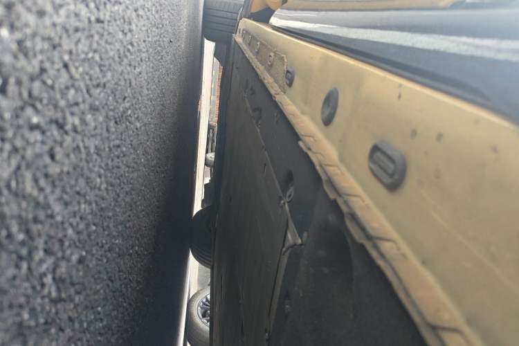 Used IM LS7 2023 90 kWh Elite Rear-Drive Version Chassis Rear Left