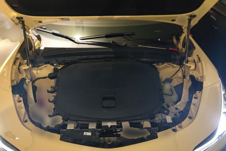 Used IM LS7 2023 90 kWh Elite Rear-Drive Version Engine Bay