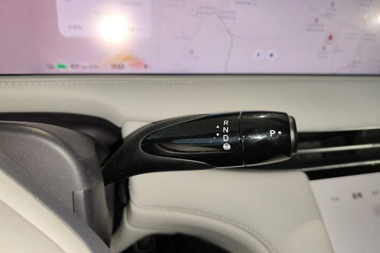 Used IM LS7 2023 100kWh Lux Rear-Drive Version Gear Lever
