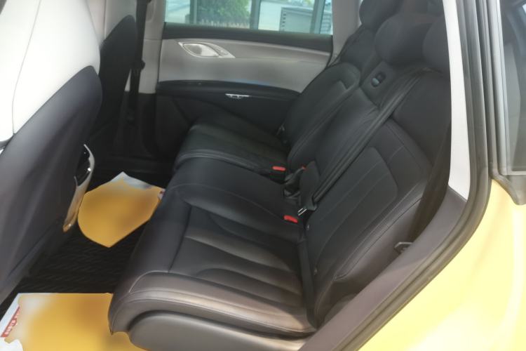 Used IM LS7 2023 90 kWh Elite Rear-Drive Version Left Rear Seat