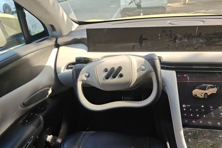 Used IM LS7 2023 100kWh Pro All-Wheel-Drive Version Steering Wheel