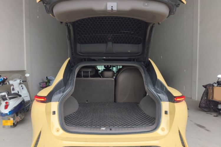 Used IM LS7 2023 90 kWh Elite Rear-Drive Version Trunk