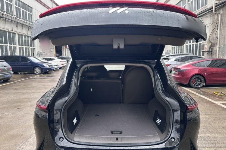 Used IM LS7 2024 90 kWh Max Elite Rear-Drive Version Trunk