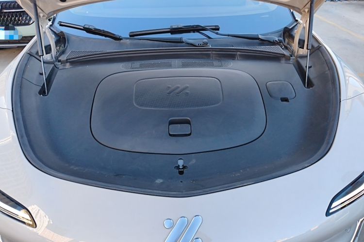 Used IM LS7 2024 90 kWh Max Elite Rear-Drive Version Engine Bay