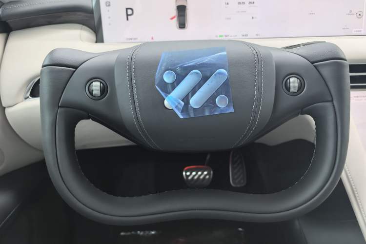 Used IM LS7 2024 90 kWh Max Elite Rear-Drive Version Interior 1