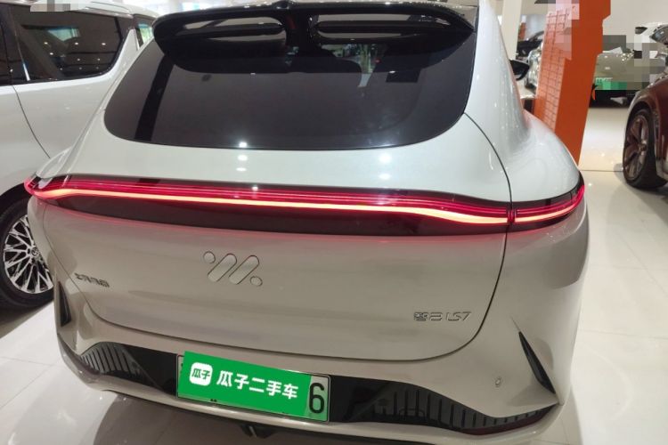 Used IM LS7 2024 90 kWh Max Elite Rear-Drive Version Exterior 4