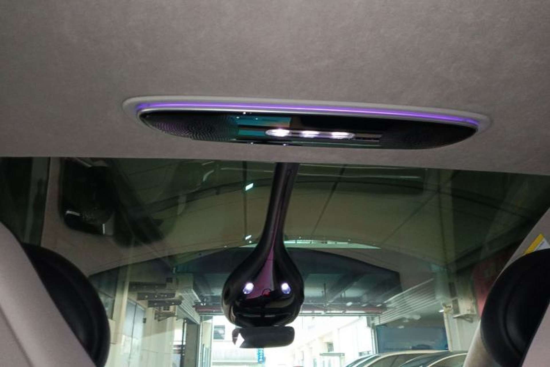 Used IM LS7 2024 90 kWh Max Elite Rear-Drive Version Headliner