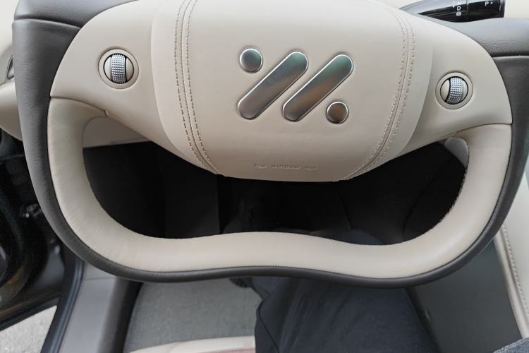 Used IM LS7 2024 100kWh Max Lux Rear-Drive Version Steering Wheel
