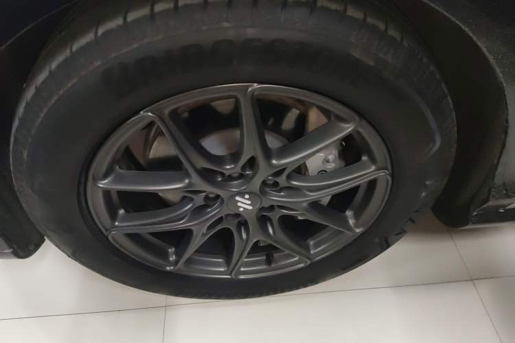 Used IM LS7 2024 90 kWh Max Elite Rear-Drive Version Exterior 3