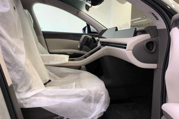 Used IM LS7 2024 90 kWh Max Elite Rear-Drive Version Interior 6