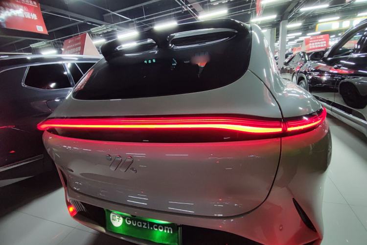 Used IM LS7 2024 90 kWh Max Elite Rear-Drive Version Rear